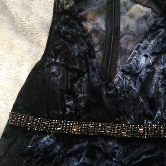 Gorgeous Gothic Dress!! knee high - Picture 2 of 6